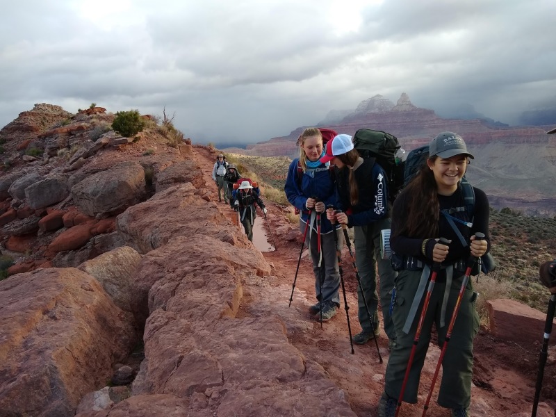 2020-03-99-Grand-Canyon-Crew8787-50-Travis-Nicole-Izzy-Megan-Ella-Addison.jpg