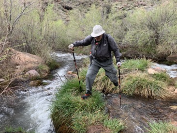 2020-03-19-Grand-Canyon-Crew8787-122-Carl-jumping.JPG