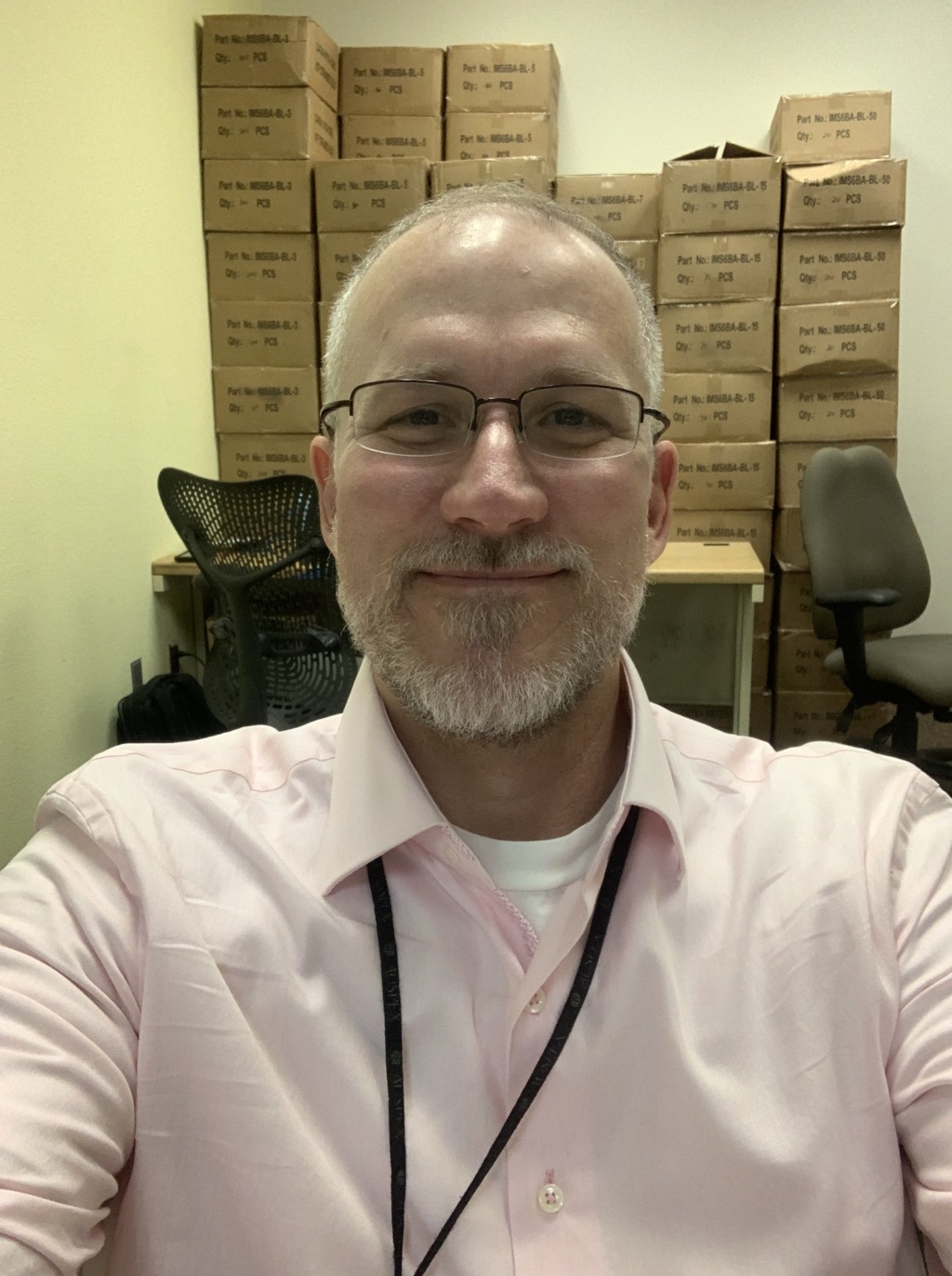 2020/03(March)/VA-Portland-WA/1024x768_2020-03-04-VA-Portland-OR-SCA-1-Travis-Pink-shirt.JPG