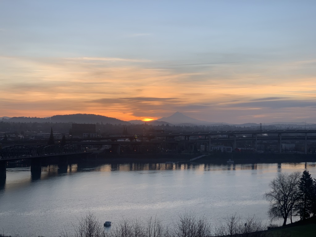 2020/03(March)/VA-Portland-WA/1024x768_2020-03-05-VA-Portland-OR-SCA-2-Mt-Hood-Sunrise.JPG