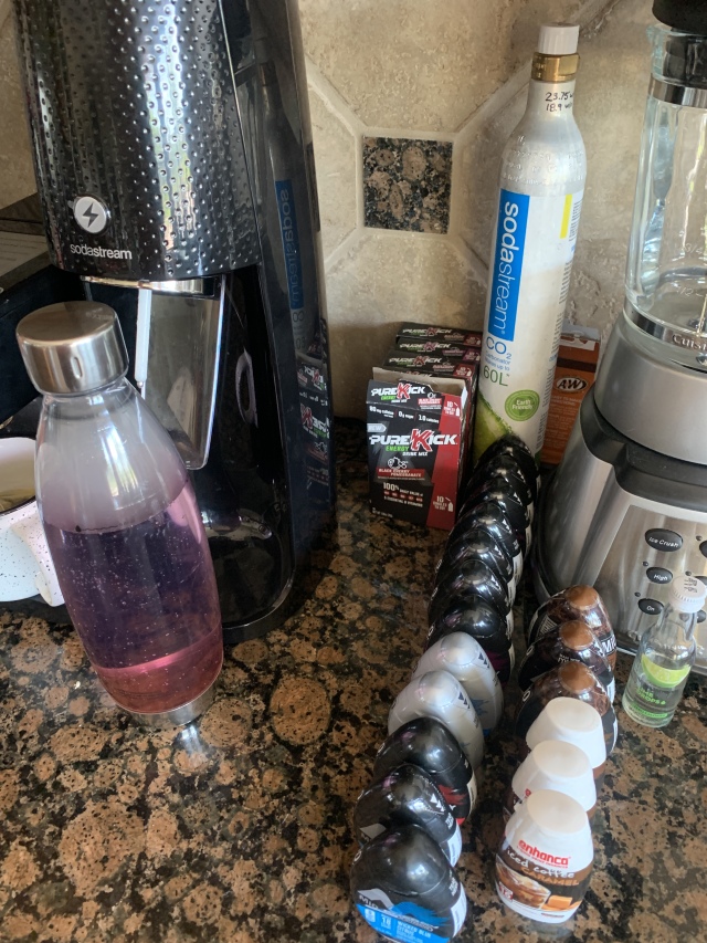 2020/04(April)/Misc/640x480_2020-04-16-SodaStream-setup.JPG