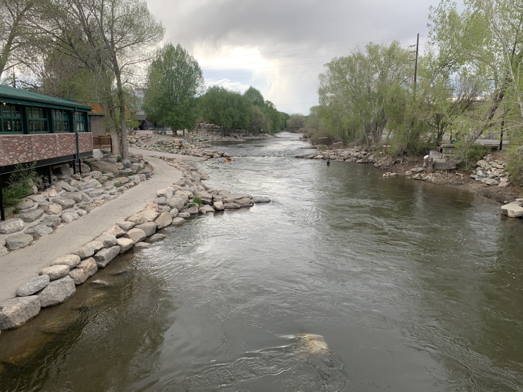 2020/05(May)/Colorado/1024x768_2020-05-15-Colorado-Salida-20-river.JPG