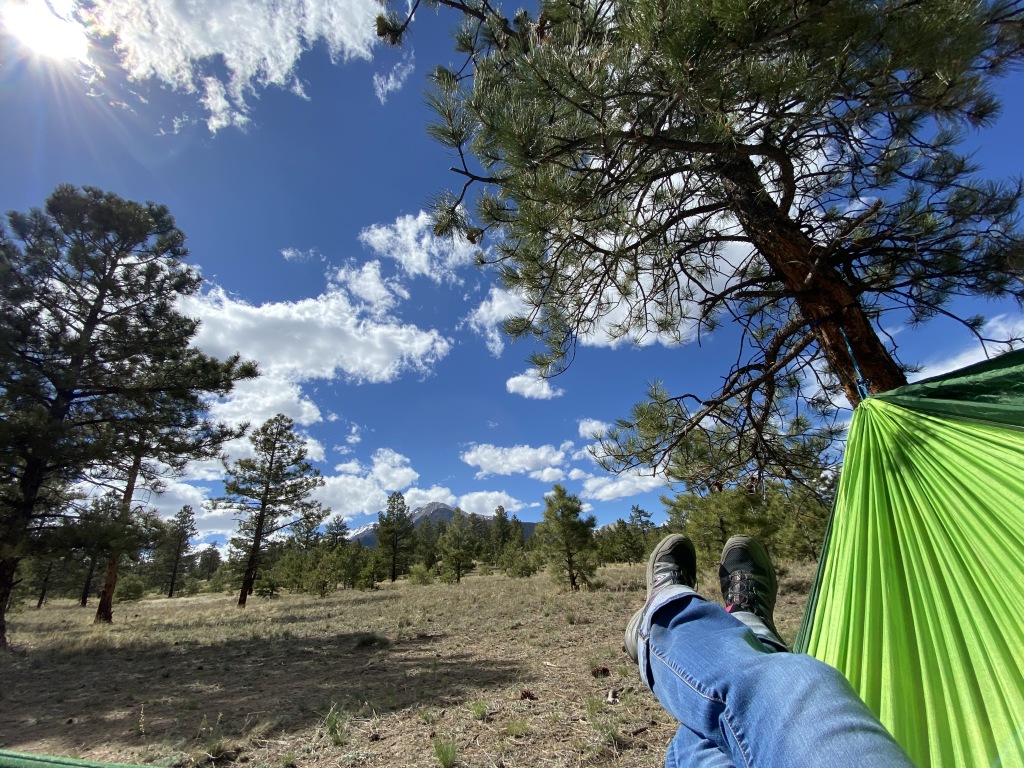 2020/05(May)/Colorado/1024x768_2020-05-16-Colorado-Salida-26-hammock-Suzi.JPG