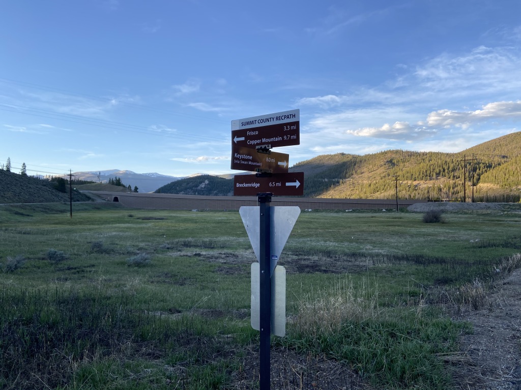 2020/05(May)/Colorado/1024x768_2020-05-18-Colorado-05-recpath-sign.JPG