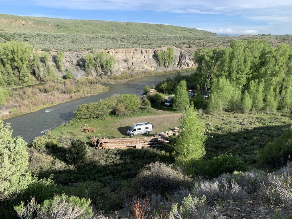 2020/05(May)/Colorado/1024x768_2020-05-31-Colorado-01-camping.JPG