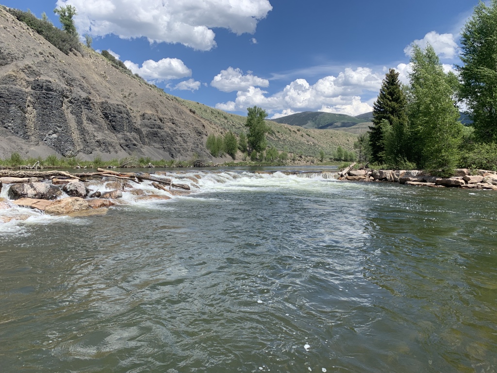2020/05(May)/Colorado/1024x768_2020-06-05-Colorado-02-Blue-River.JPG