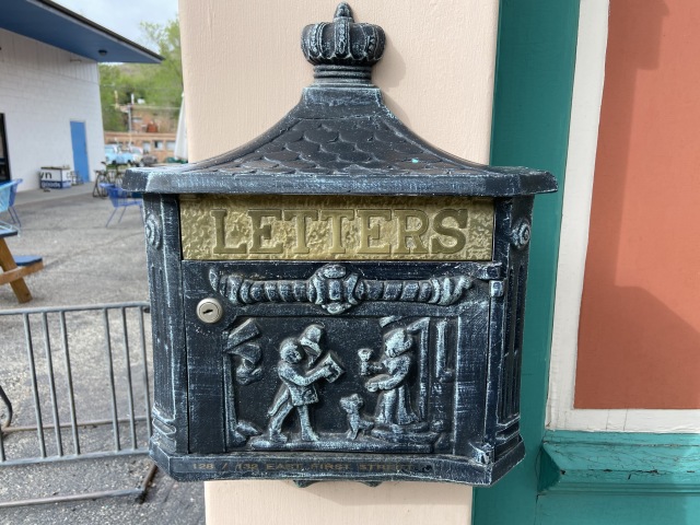 2020/05(May)/Colorado/640x480_2020-05-15-Colorado-Salida-13-Letters.JPG