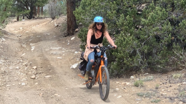 2020/05(May)/Colorado/640x480_2020-05-16-Colorado-Salida-06-Angie.JPG