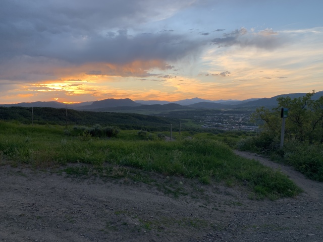 2020-06-12-Colorado-4-Steamboat-hiking.JPG