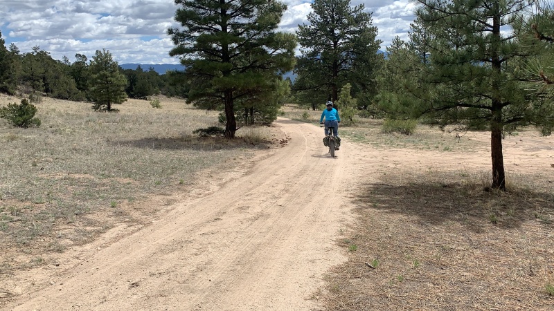 2020/05(May)/Colorado/800x600_2020-05-16-Colorado-Salida-08-Suzi.JPG