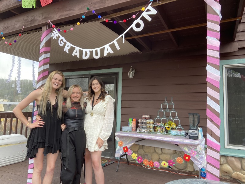2020/05(May)/Colorado/800x600_2020-05-23-Colorado-21-Kyla-Graduation-Party.JPG