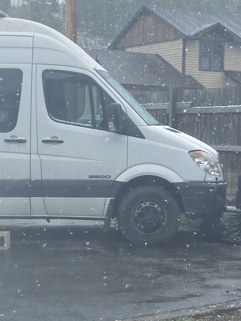 2020/05(May)/Colorado/800x600_2020-05-24-Colorado-01-snow-Beast.JPG