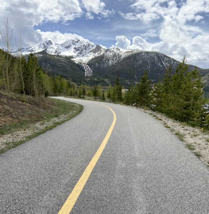 2020/05(May)/Colorado/800x600_2020-05-27-Colorado-04-bike-path.JPG
