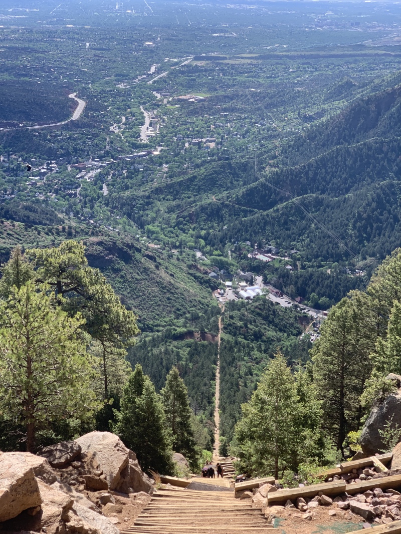 2020/05(May)/Colorado/800x600_2020-05-30-Colorado-15-Manitou-Incline.JPG