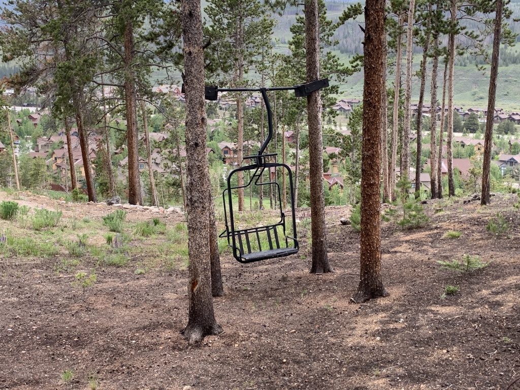 2020/05(May)/Colorado/House-Hunting/1024x768_2020-06-19-Colorado-House-Hunting-05-Murder-House.JPG