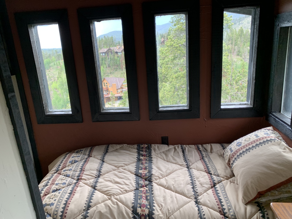 2020/05(May)/Colorado/House-Hunting/1024x768_2020-06-19-Colorado-House-Hunting-55-Murder-House.JPG