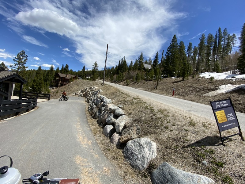 2020/05(May)/Colorado/House-Hunting/2020-05-13-Colorado-House-Hunting-01.JPG