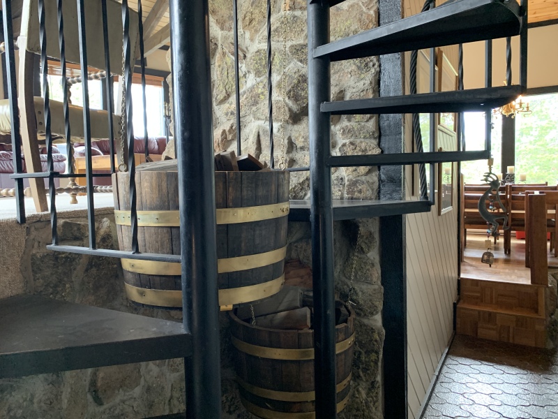 2020/05(May)/Colorado/House-Hunting/800x600_2020-06-19-Colorado-House-Hunting-21-Murder-House.JPG