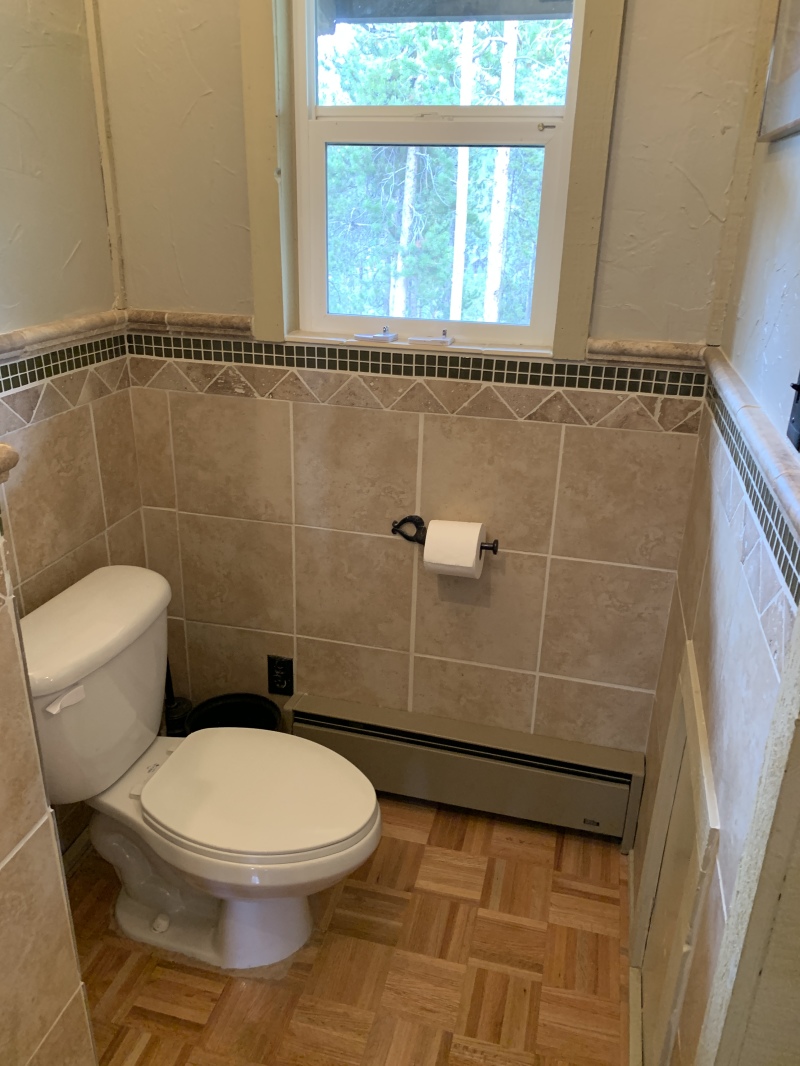 2020/05(May)/Colorado/House-Hunting/800x600_2020-06-19-Colorado-House-Hunting-29-Murder-House.JPG