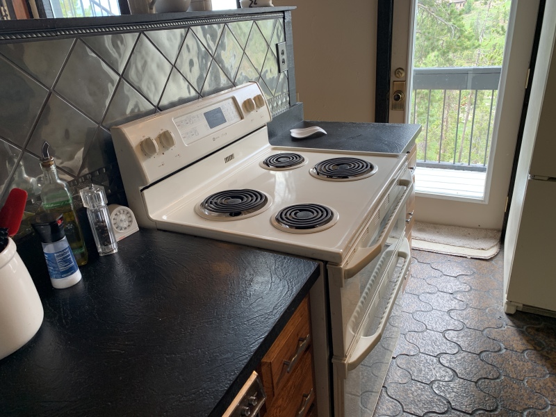 2020/05(May)/Colorado/House-Hunting/800x600_2020-06-19-Colorado-House-Hunting-32-Murder-House.JPG