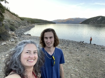 2020-05-18-Colorado-12-Suzi-Chance-Travis.JPG