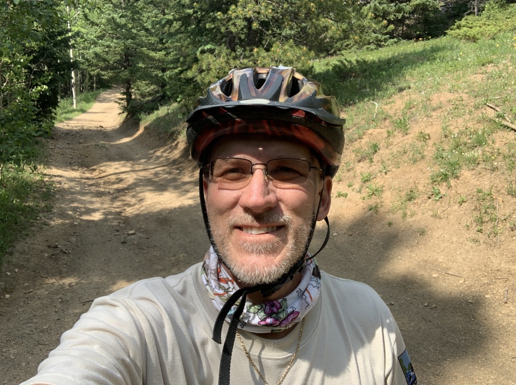 2020/06(June)/Colorado/1024x768_2020-06-15-Colorado-05-Idaho-Springs-biking-Travis.JPG