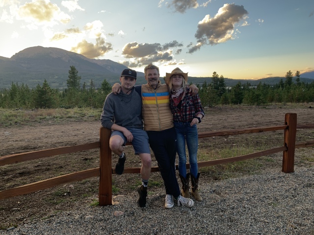 2020/06(June)/Colorado/640x480_2020-07-29-Colorado-03-Vale-Justin-Kyla.JPG