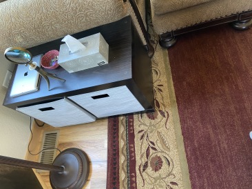 2020-07-27-Breckenridge-House-Inspection-25-living-room-rug-wood-floor.JPG