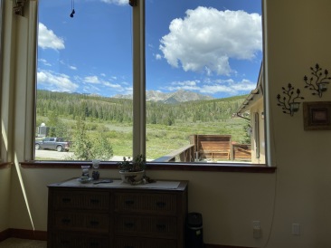 2020-07-27-Breckenridge-House-Inspection-32-Master-bedroom-biew.JPG
