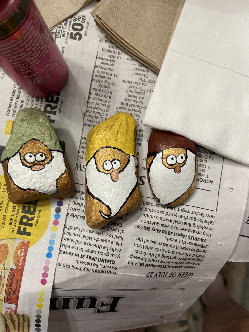 2020-08-01-Colorado-16-painting-rocks.JPG