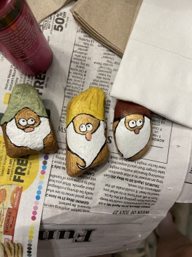 2020-08-01-Colorado-16-painting-rocks.JPG