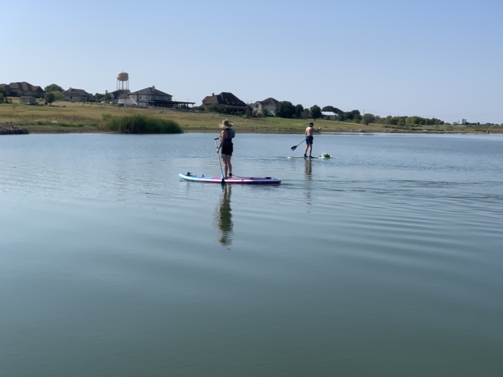 2020/08(August)/SUP-paddleboarding-with-MarkHammett/1024x768_2020-08-23-SUP-paddleboard-16-Suzi-Mark.JPG