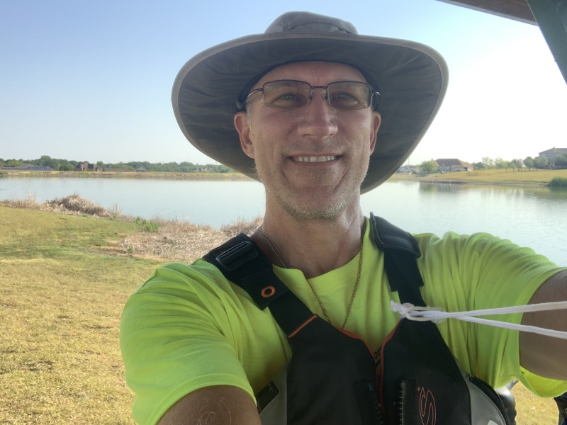 2020/08(August)/SUP-paddleboarding-with-MarkHammett/800x600_2020-08-23-SUP-paddleboard-03-Travis.JPG