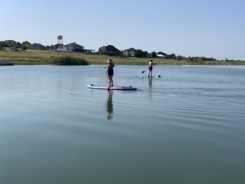 2020/08(August)/SUP-paddleboarding-with-MarkHammett/800x600_2020-08-23-SUP-paddleboard-16-Suzi-Mark.JPG