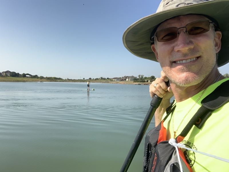 2020/08(August)/SUP-paddleboarding-with-MarkHammett/800x600_2020-08-23-SUP-paddleboard-18-Mark-Travis.JPG
