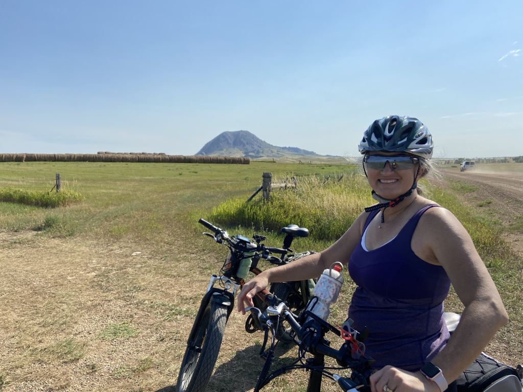 2020/08(August)/South-Dakota-Sturgis/1024x768_2020-08-08-Sturgis-13-Bear-Butte-Rad-Ride-Suzi.JPG