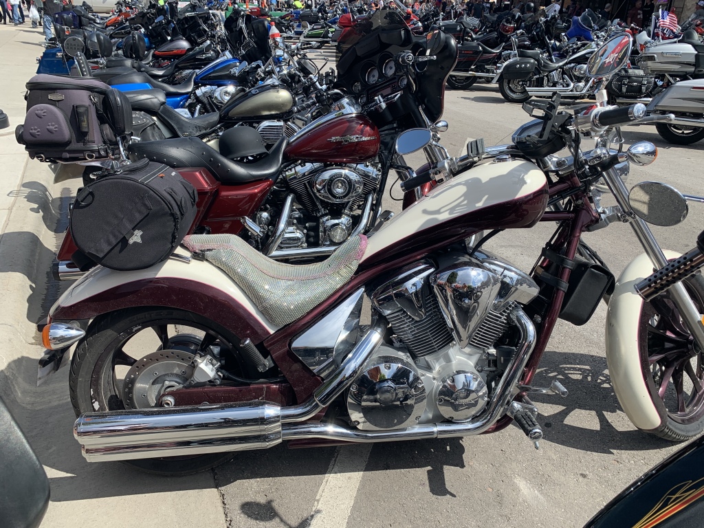 2020/08(August)/South-Dakota-Sturgis/1024x768_2020-08-08-Sturgis-31.JPG