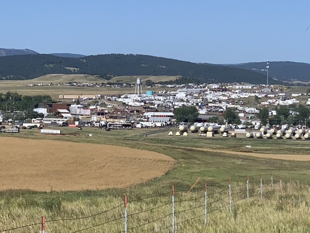 2020/08(August)/South-Dakota-Sturgis/640x480_2020-08-10-Sturgis-02-The-Chip-campground.JPG