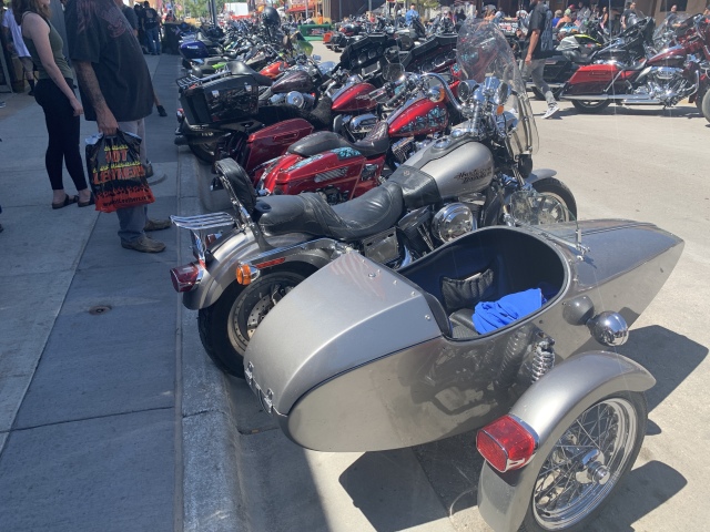 2020/08(August)/South-Dakota-Sturgis/640x480_2020-08-11-Sturgis-03.JPG
