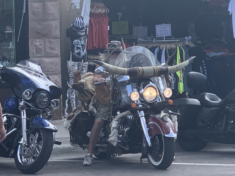 2020/08(August)/South-Dakota-Sturgis/800x600_2020-08-06-Sturgis-14.JPG