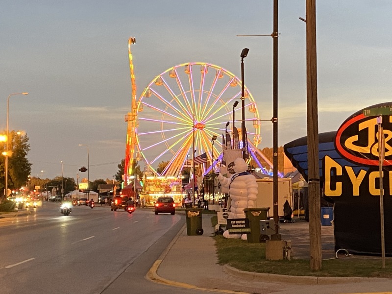 2020/08(August)/South-Dakota-Sturgis/800x600_2020-08-06-Sturgis-26.JPG