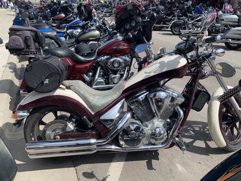 2020/08(August)/South-Dakota-Sturgis/800x600_2020-08-08-Sturgis-31.JPG