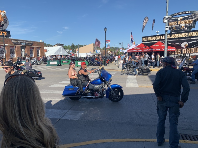 2020/08(August)/South-Dakota-Sturgis/800x600_2020-08-09-Sturgis-20.JPG