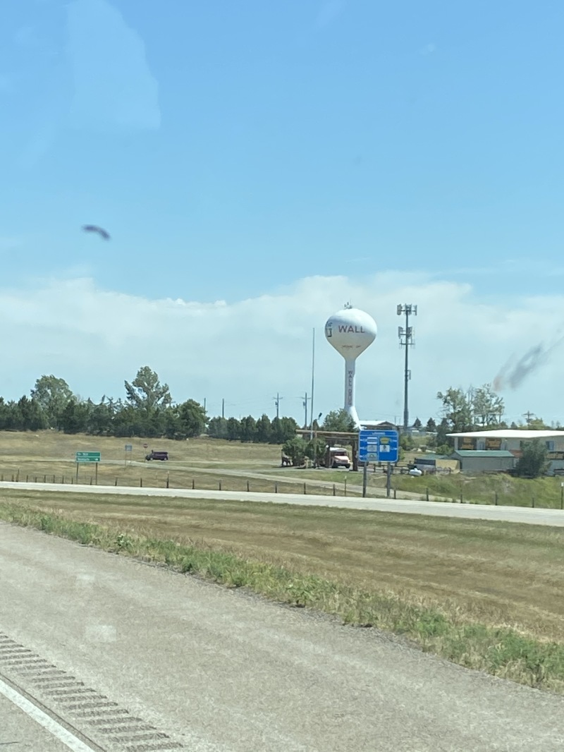 2020-08-12-Sturgis-27-Wall-Drug.JPG