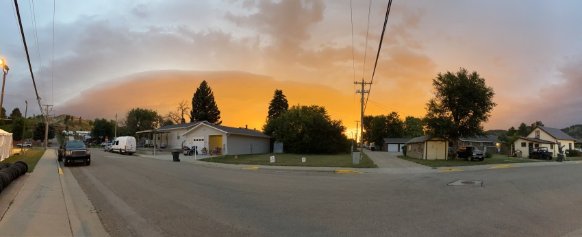 2020-08-06-Sturgis-30-House-sunset.JPG