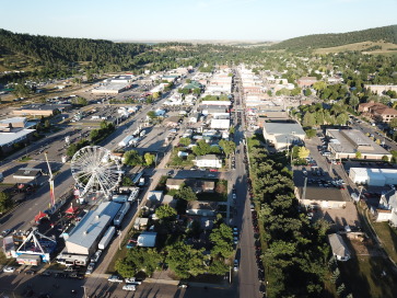 2020-08-09-Sturgis-32-drone-downtown.JPG