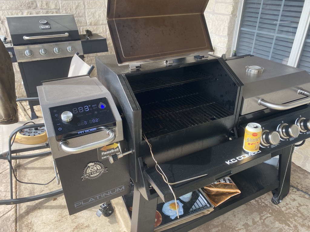2020/09(September)/PitBoss-KC-Combo-Pro-grill/1024x768_2020-11-21-open-grill.JPG