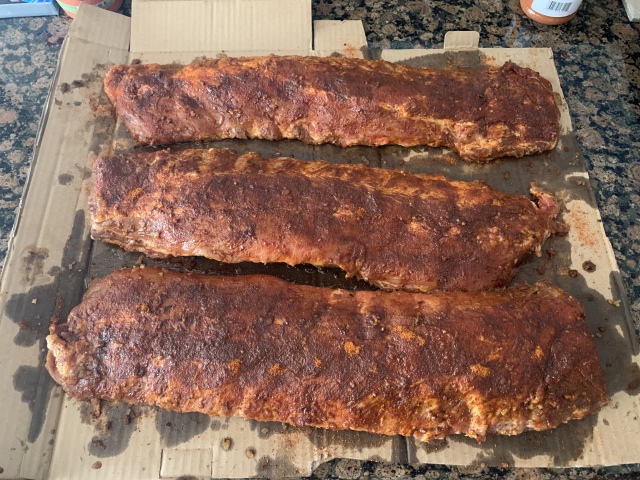 2020/09(September)/PitBoss-KC-Combo-Pro-grill/640x480_2020-10-03-St-Louis-Style-Honey-Bourbon-Ribs-1.JPG