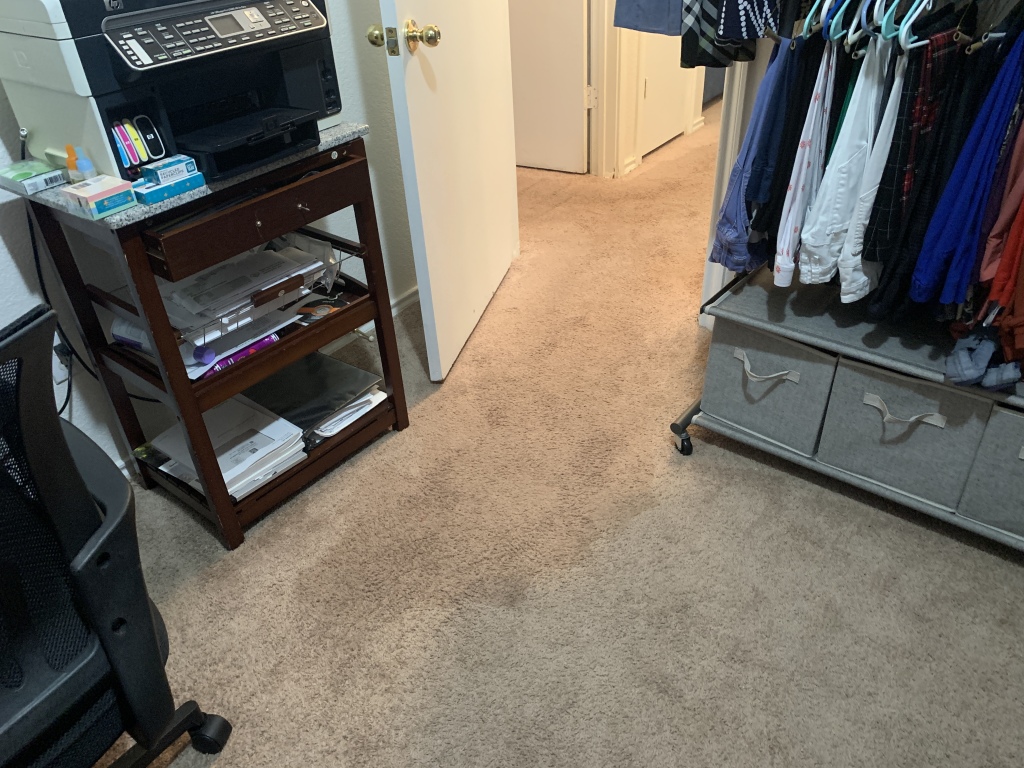 2020/09(September)/Rental-Duplex-water-damage/1024x768_2020-09-02-Rental-water-damage-from-AC-overflow-3.JPG
