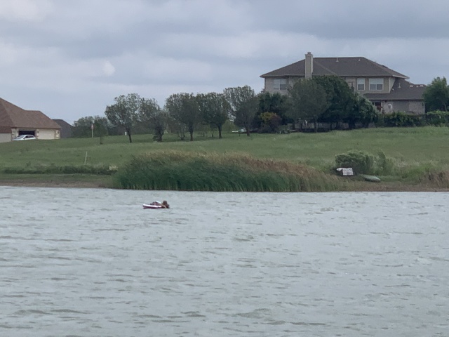 2020/09(September)/SUP-Lookout-HOA-lake/640x480_2020-09-27-SUP-Lookout-HOA-05-Suzi.JPG